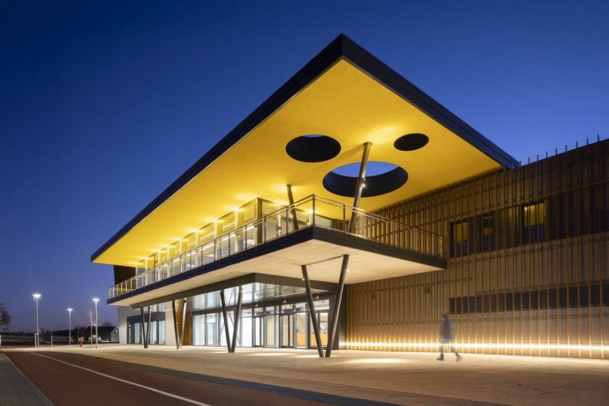 FOTO: Zahlasujte za stavbu roka. Najkrajší dizajn budov na Slovensku je práve v Bratislave, foto 2