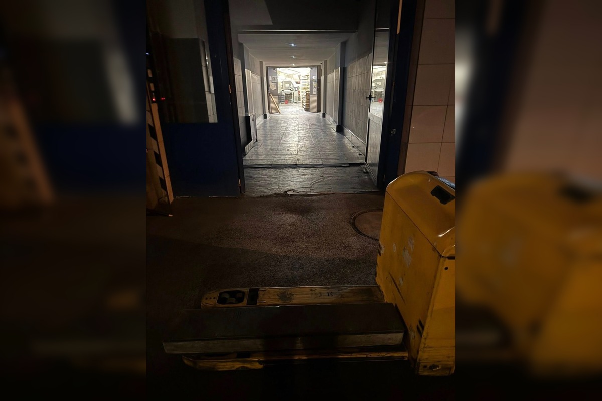 FOTO: Zásobovanie Lidlu na Grösslingovej, foto 8