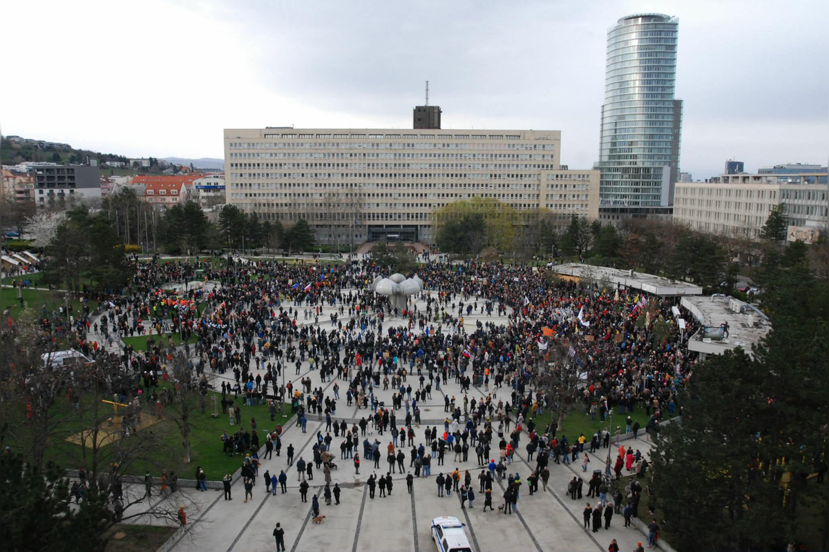 FOTO: Na Námestí slobody v Bratislave prebieha kultúrny protest, foto 3