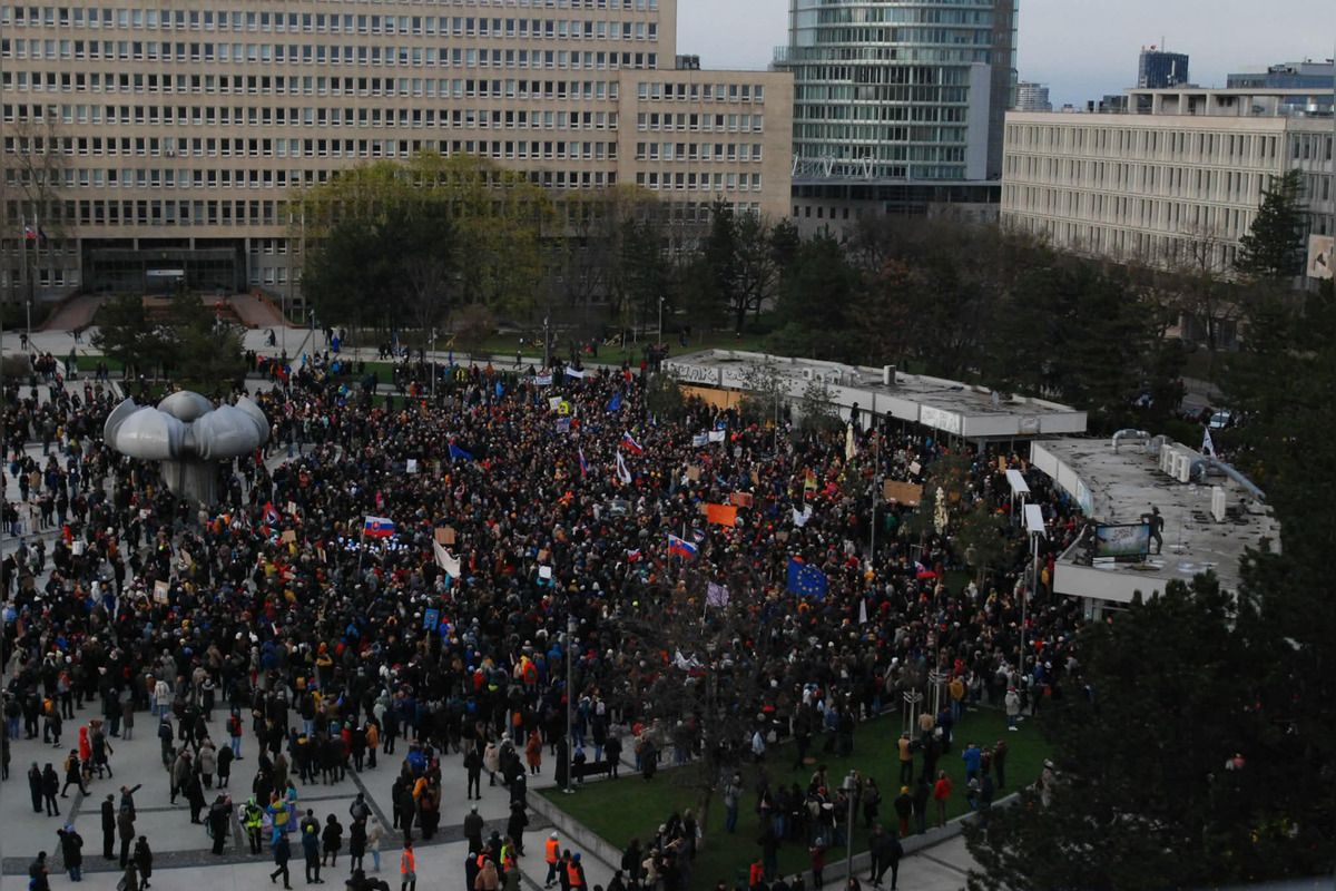 FOTO: Na Námestí slobody v Bratislave prebieha kultúrny protest, foto 6