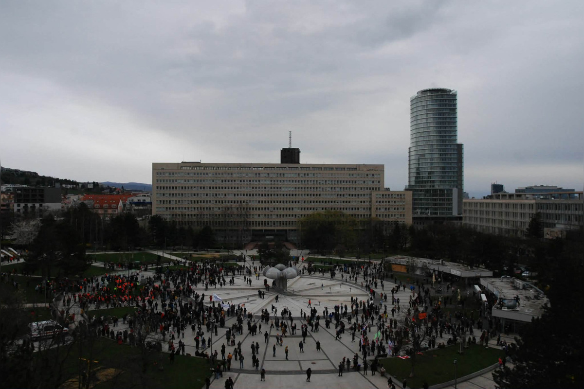 FOTO: Na Námestí slobody v Bratislave prebieha kultúrny protest, foto 10