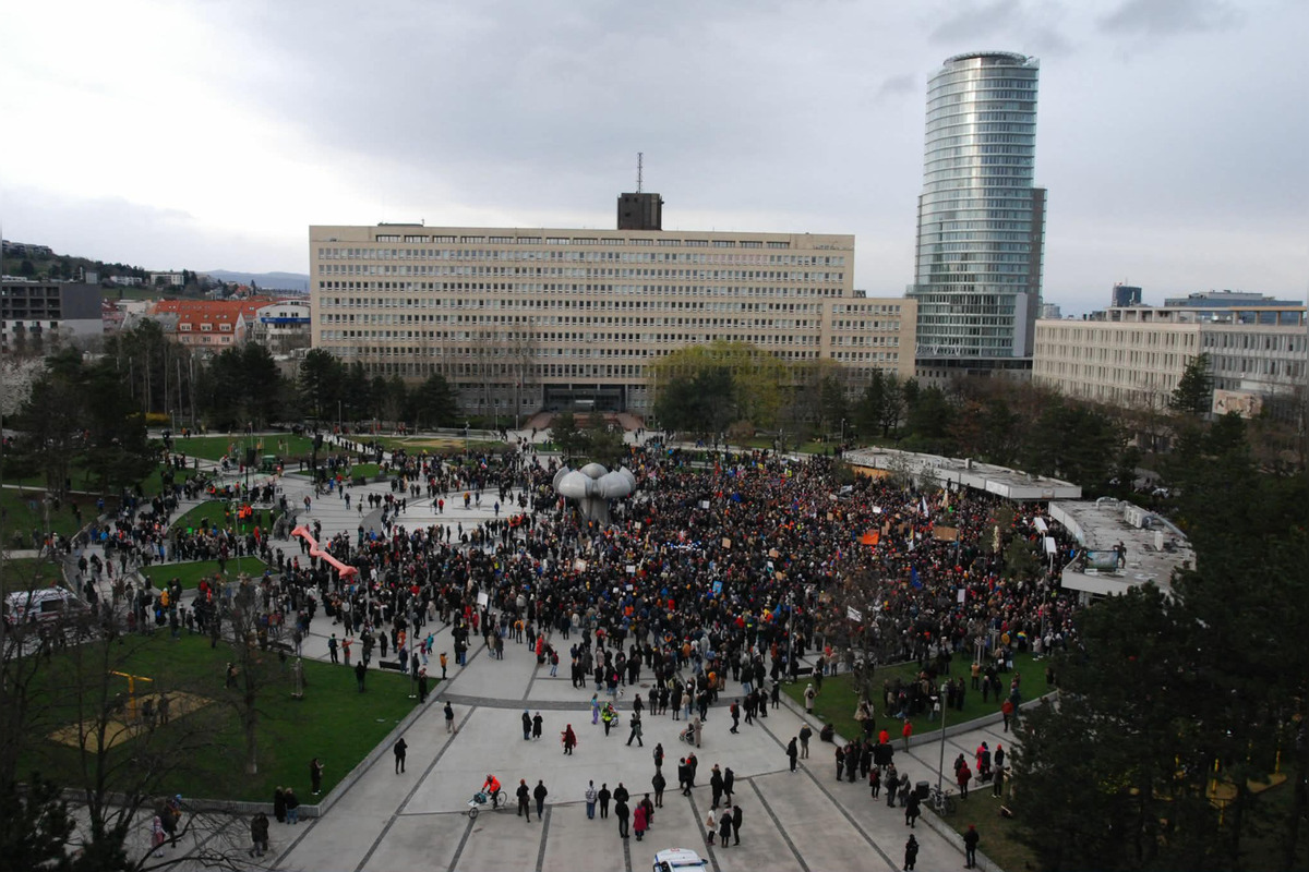 FOTO: Na Námestí slobody v Bratislave prebieha kultúrny protest, foto 12