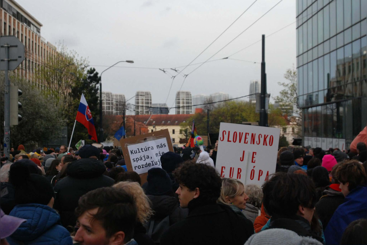 FOTO: Na Námestí slobody v Bratislave prebieha kultúrny protest, foto 14