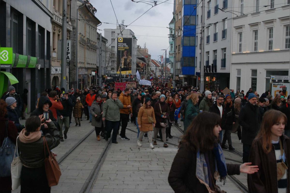 FOTO: Na Námestí slobody v Bratislave prebieha kultúrny protest, foto 15