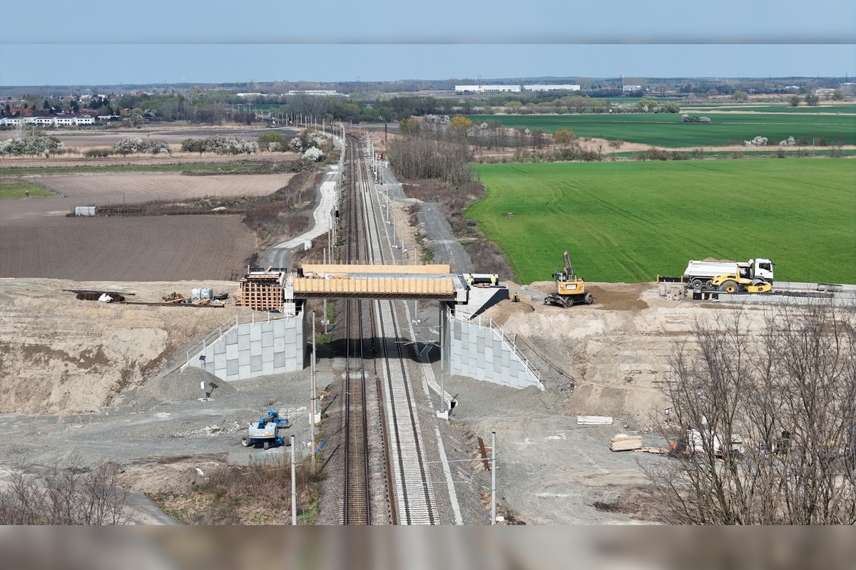 FOTO: FOTO: Pri Stupave rastie nový nadjazd: Nahradí železničné priecestie a zlepší dopravu v regióne, foto 3