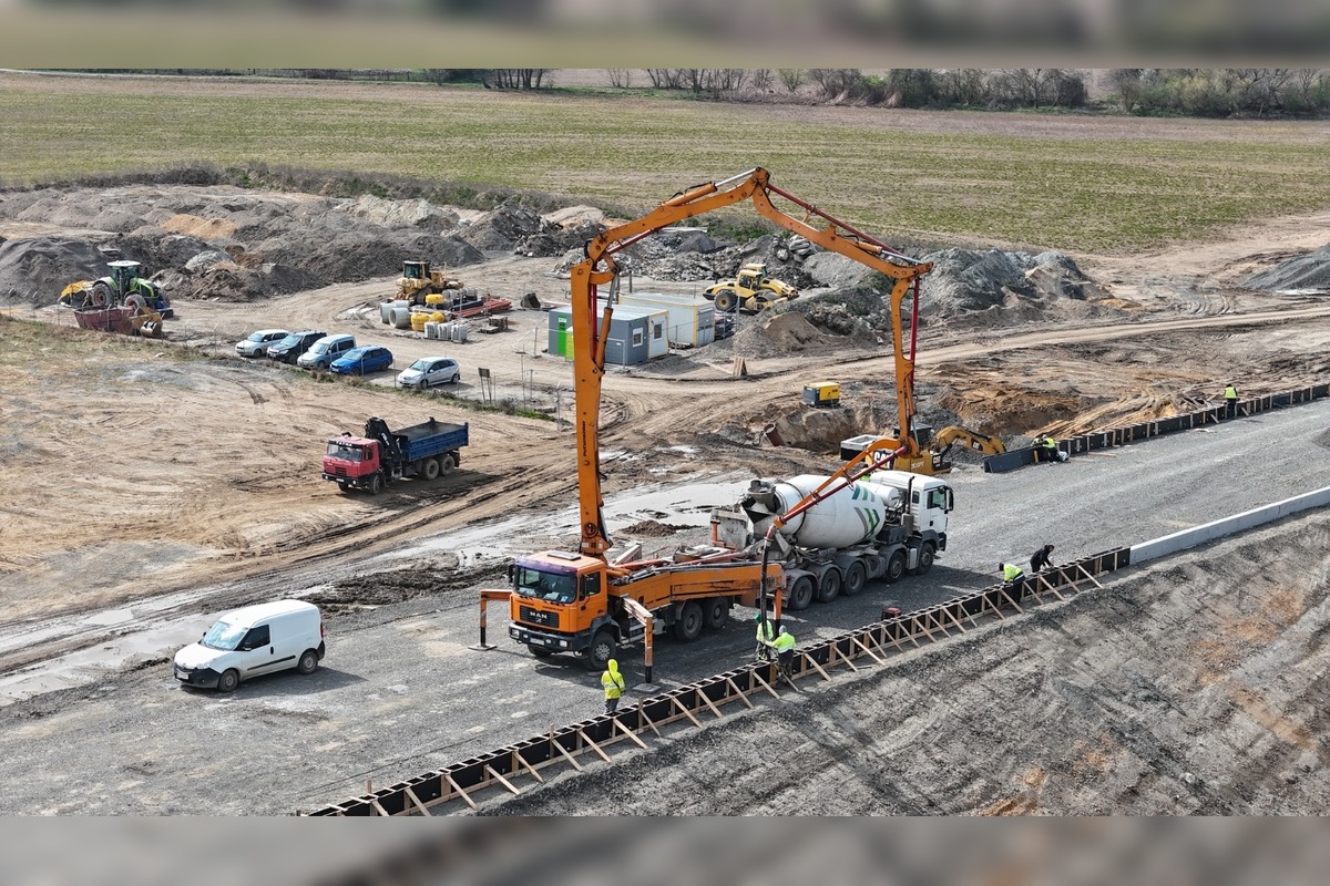 FOTO: FOTO: Pri Stupave rastie nový nadjazd: Nahradí železničné priecestie a zlepší dopravu v regióne, foto 8