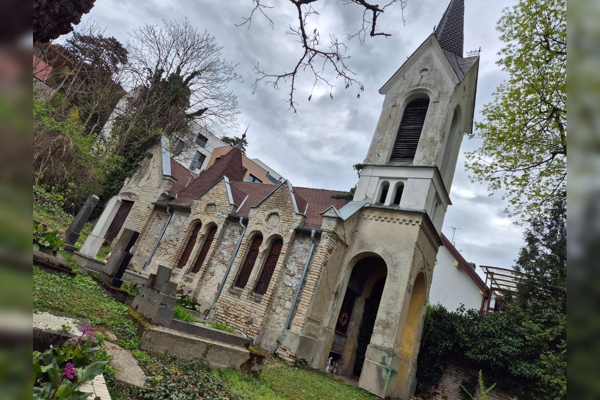 FOTO: Bratislavou sa šíria reči o zavretí Mikulášskeho cintorína. Aká je pravda? , foto 6