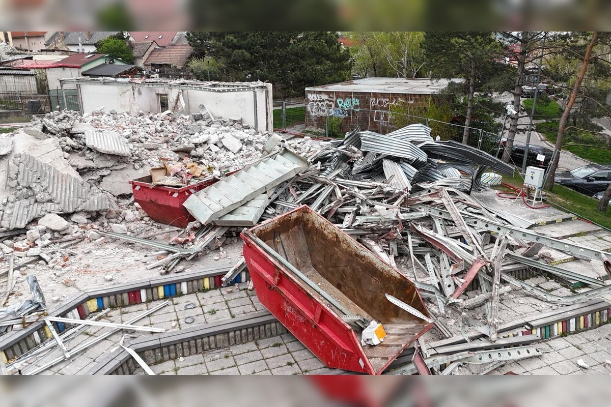 FOTO: Zo starého strediska moderné centrum. Rača mení Žarnovickú na miesto pre všetky generácie, foto 3