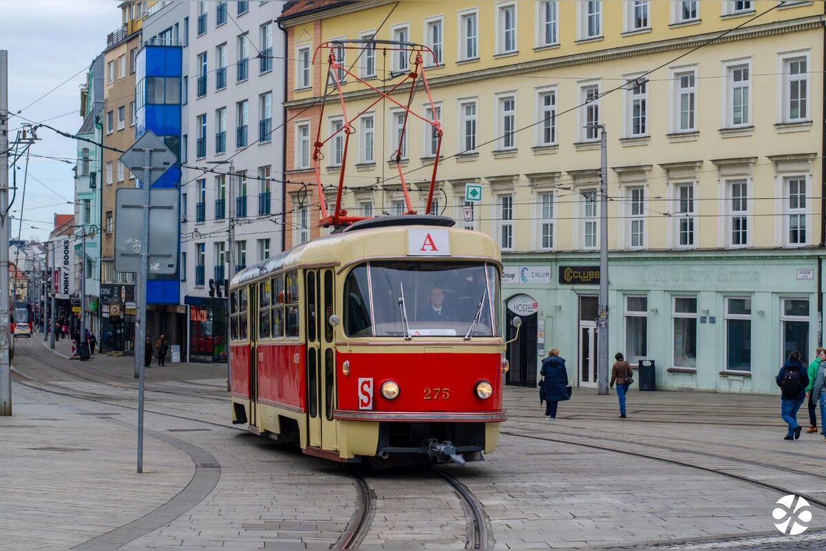 FOTO: Historické električky aj legendárne autobusy vyrazia do ulíc: Bratislava zažije víkend nostalgickej MHD zdarma, foto 4