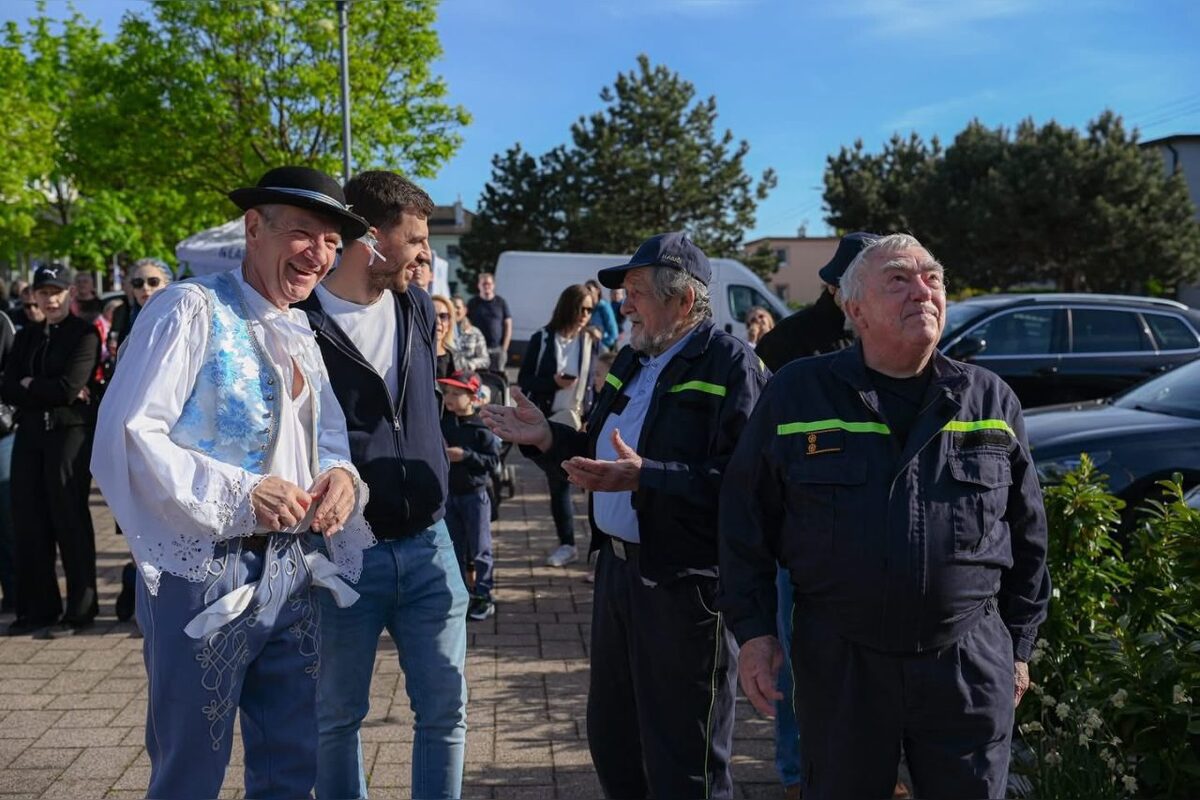 FOTO: Takto vyzeralo stavanie májov v Bratislavskom kraji, foto 17