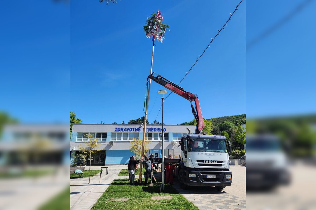 FOTO: Takto vyzeralo stavanie májov v Bratislavskom kraji, foto 39