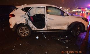 Vo Vajnoroch sa zrazili tri autá na križovatke, polícia žiada svedkov nehody o bližšie informácie