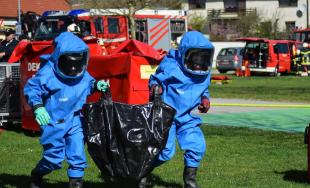 Bratislavskí hasiči si overili a doplnili zručnosti na medzinárodnom cvičení so škodlivými látkami