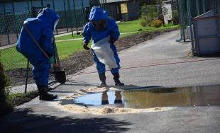 Bratislavskí hasiči si overili a doplnili zručnosti na medzinárodnom cvičení so škodlivými látkami