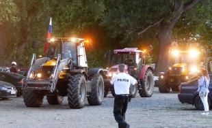 Farmári prišli do Bratislavy: polícia usmerňuje dopravu, jazdite zodpovedne