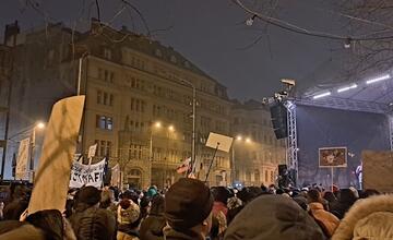 FOTO: Na opozičný protest v Bratislave prišiel opäť rekordný počet ľudí