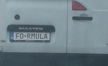 FOTO: Vodiči sú čoraz viac kreatívnejší so svojimi evidenčnými číslami. Tieto značky môžete stretnúť na cestách