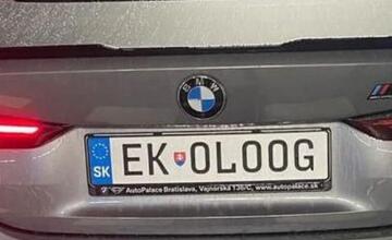 FOTO: Vodiči sú čoraz viac kreatívnejší so svojimi evidenčnými číslami. Tieto značky môžete stretnúť na cestách