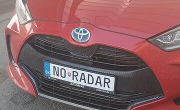 FOTO: Vodiči sú čoraz viac kreatívnejší so svojimi evidenčnými číslami. Tieto značky môžete stretnúť na cestách