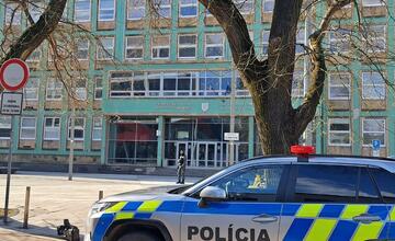 FOTO: Takto to aktuálne vyzerá pri Farmaceutickej fakulte Univerzity Komenského v Bratislave