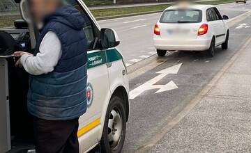 FOTO: Bratislavská polícia kontrolovala taxislužby v Starom Meste