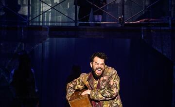 FOTO: Predstavenie Oliver! v divadle Nová scéna