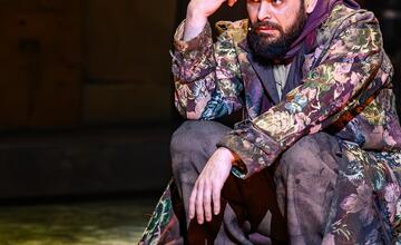 FOTO: Predstavenie Oliver! v divadle Nová scéna