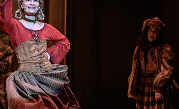 FOTO: Predstavenie Oliver! v divadle Nová scéna