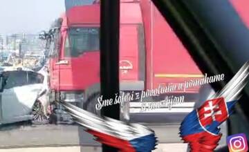 FOTO: Na D1 smerom do Malaciek sa zrazili dve osobné autá s dvomi nákladnými