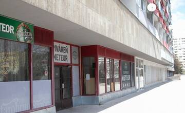 FOTO: Končí legendárna petržalská krčma Meteor