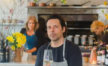 FOTO: Wild Kitchen v Modre varí iba z rýb a byliniek. Jej šéfkuchár Plašiak sa vrátil z USA