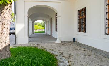 FOTO: Kaštiel v Čunove