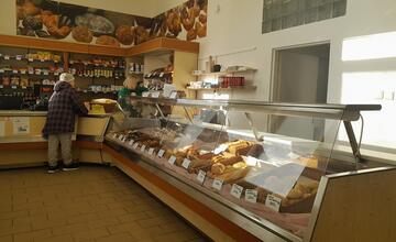 FOTO: Prvá bratislavská pekárenská je po rokoch opäť otvorená