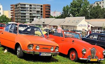 FOTO: Zraz veteránov v Dúbravke. Ktorý je váš obľúbený?