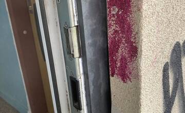 FOTO: Bytoví zlodeji z Petržalky boli pod vplyvom drog