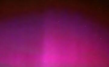 FOTO: Divadlo na oblohe. Takto vyzerala polárna žiara v Bratislavskom kraji