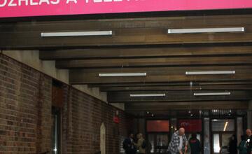 FOTO: Zamestnanci RTVS štrajkovali pred ministerstvom kultúry