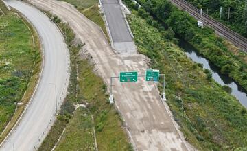 FOTO: Výstavba križovatky D1 a D4 pri Triblavine