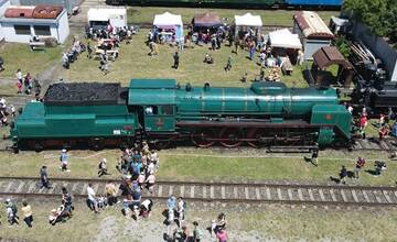 FOTO: V Rači sa koná celoslovenský zraz historických železničných vozidiel