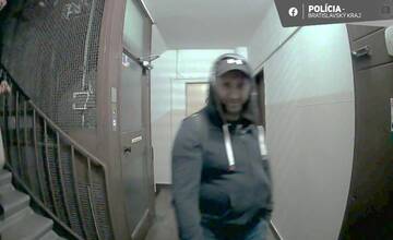 FOTO: Zlodeji vykradli byť na Rumančekovej ulici