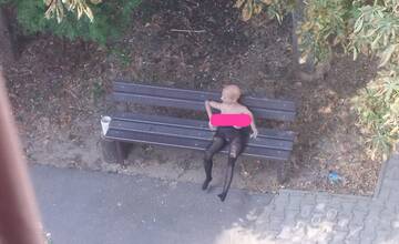 FOTO: Na sídlisku v Senci si niekto zabudol nafukovaciu Anču