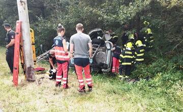FOTO: Nehoda na Patrónke. Havarovalo auto mestskej polície