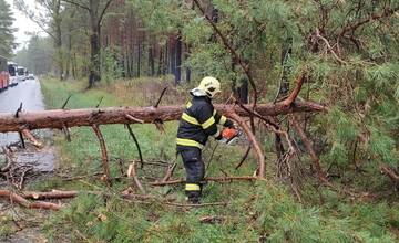 FOTO: Bratislavskí hasiči zasahovali pre extrémne počasie viac než 100-krát