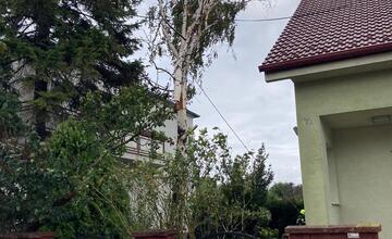 FOTO: Záplavy v Ivanke pri Dunaji. Hasiči odstraňujú rozsiahle škody