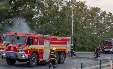 FOTO: Požiar auta na Panónskej ceste 