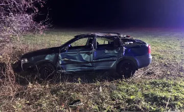 FOTO: Tragická nehoda medzi Pernekom a Kuchyňou. O život prišiel 38-ročný vodič