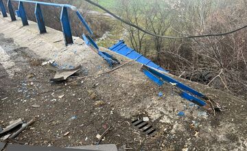 FOTO: Na D1 v smere do Bratislavy havaroval kamión