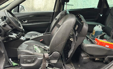 Pri rannej dopravnej nehode v Bratislave zasahovali aj hasiči