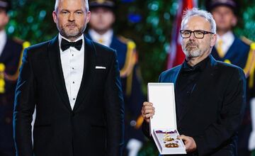 FOTO: Prezident Pellegrini udelil štátne vyznamenania. Kto je medzi ocenenými?