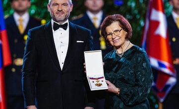FOTO: Prezident Pellegrini udelil štátne vyznamenania. Kto je medzi ocenenými?